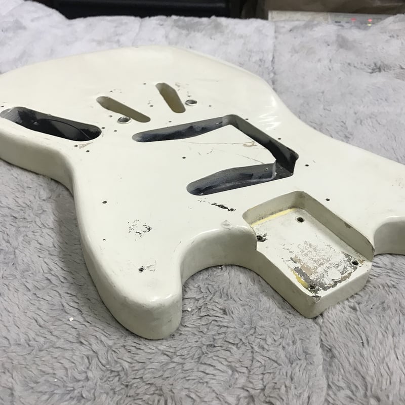 FERNANDES Mustang type SAMPLE BODY ムスタング FERNANDES Mustang type SAMPLE BODY ムスタング