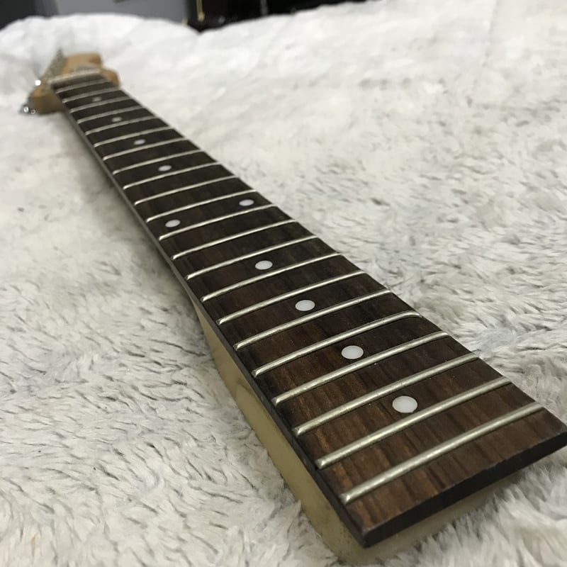 Warmoth Stratocaster neck | RUSTY STRINGS GUITA Warmoth Stratocaster neck | RUSTY STRINGS GUITA