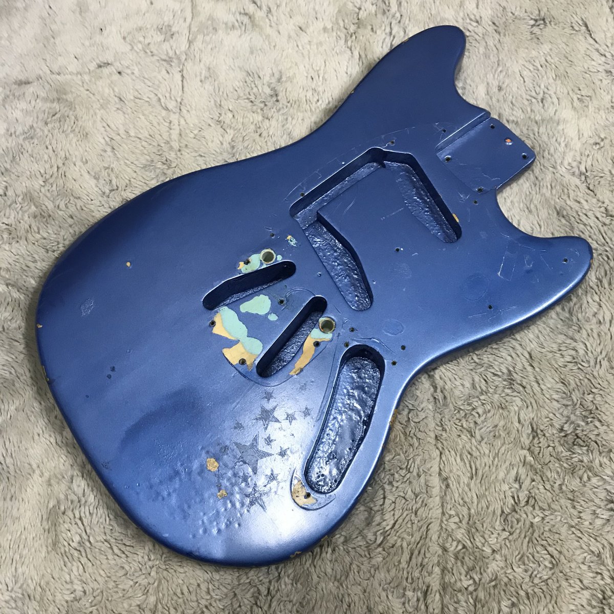 Fender Mustang body | RUSTY STRINGS GUITAR and Fender Mustang body | RUSTY STRINGS GUITAR and