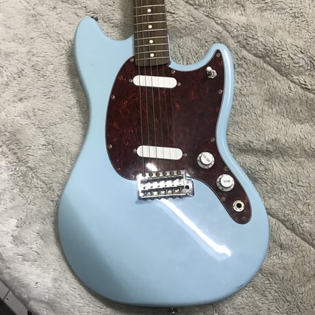 Squire by Fender Mustang