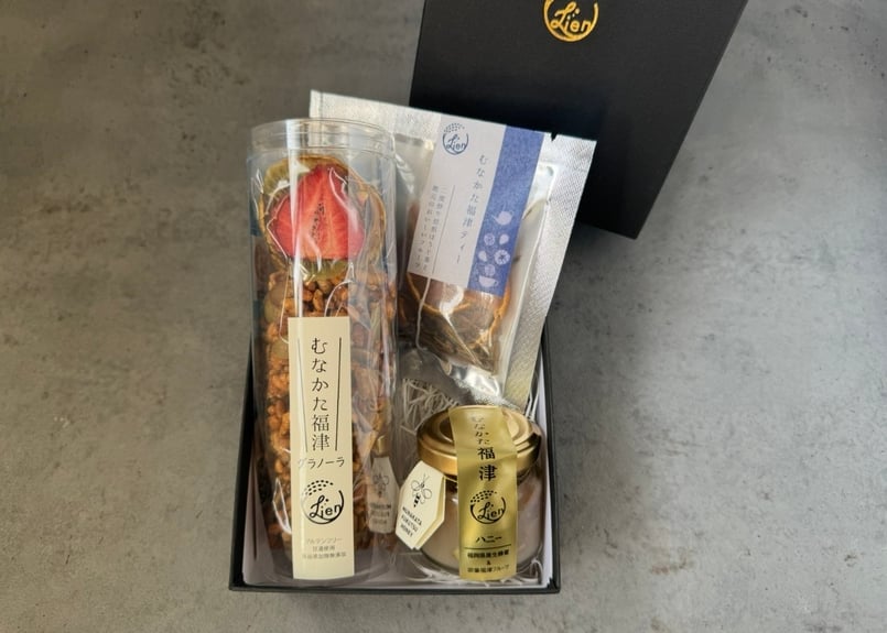 ギフトセット箱入り】むなかた福津シリーズセット(グラノーラ1本