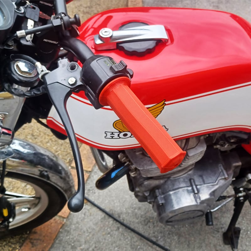 バイク 八角グリップ 赤 左右セット 非貫通タイプ | パーツ バイク 八角グリップ 赤 左右セット 非貫通タイプ | パーツ