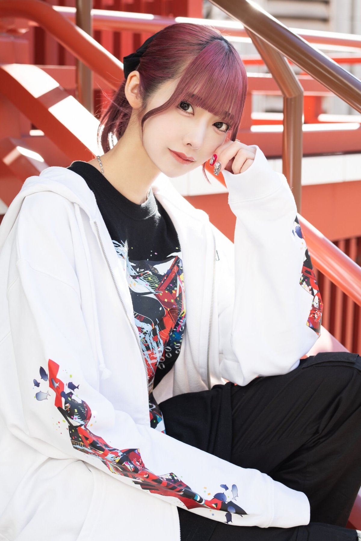 参拝刺繍Zip Hoodie White(ステッカー付き) | MAHOROBA 参拝刺繍Zip Hoodie White(ステッカー付き) | MAHOROBA