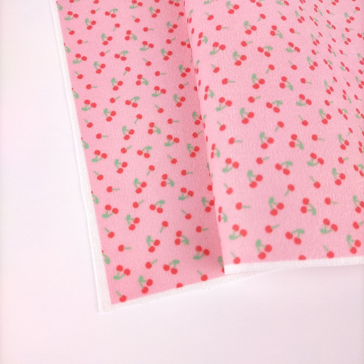 【 専用 】さくらんぼ ピンク 2点 残り1点】小さいピアス 赤いさくらんぼ イヤリング変更可 金属