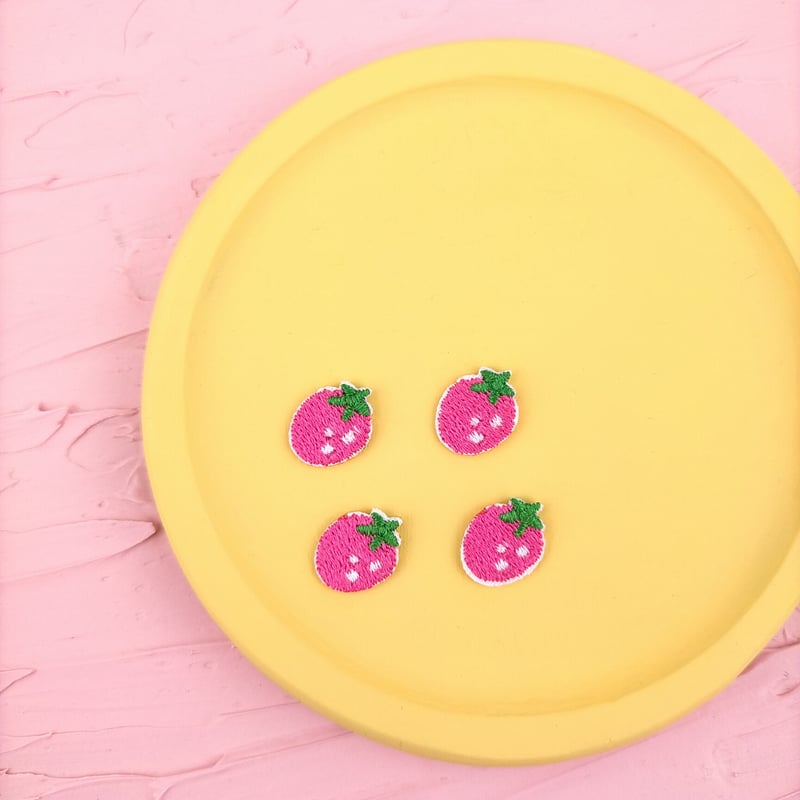 ミニワッペン/いちご（ピンク）/アイロン接着タイプ | NUIGOTO