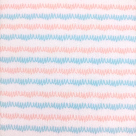 生地/ギザギザ（ピンク×Lブルー）/マイクロ起毛