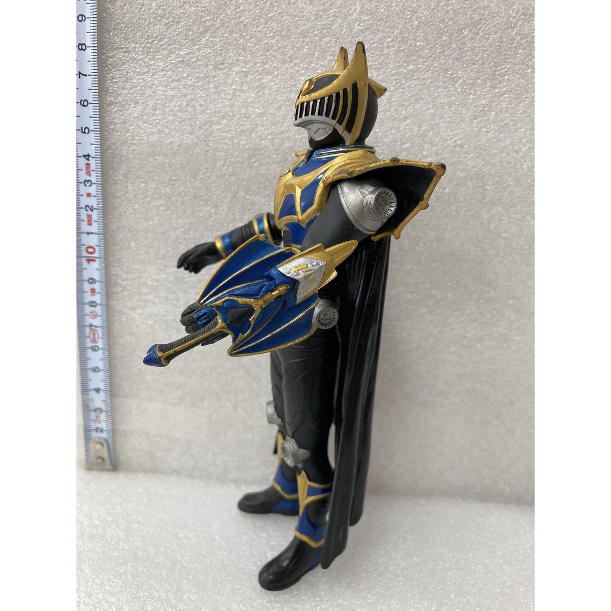 非売品、仮面ライダー龍騎シリーズのソフビフィギュア1 仮面ライダー龍騎 非売品 15cmソフビフィギュア 2種 - メルカリ