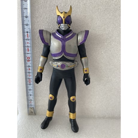 仮面ライダークウガ | STORES