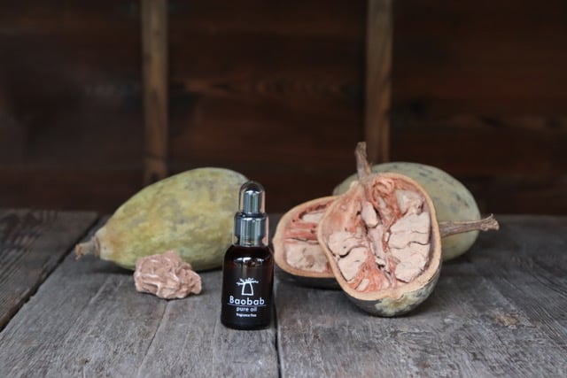 バオバブピュアオイル 40ml KAZE (無香料)＊未精製のため種子の独特な