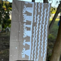 バオバブオリジナル手拭い(茶)※1枚1枚手染め・手刷りのため色むらがあることもあります。