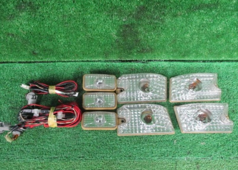 社外ルーフマーカー汎用品 大小 | BROADCASTER Surplus Auto Part