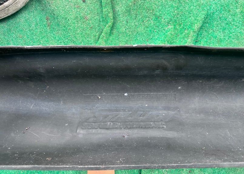 Chevrolet Astro STILLEN Side Step set | BROADCA