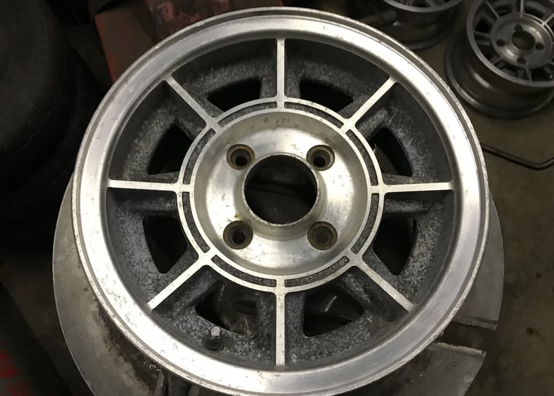 DUNLOP Topy Wheel F5.5J/R6.0J-13”114.3 | BROADC DUNLOP Topy Wheel F5.5J/R6.0J-13”114.3 | BROADC