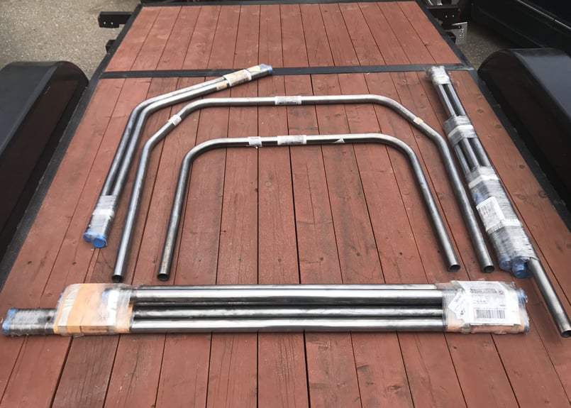 SN95 マスタング用ロールバーキット SN95 マスタング用 ロールバーキット新品 | BROADCASTER Surplus Au