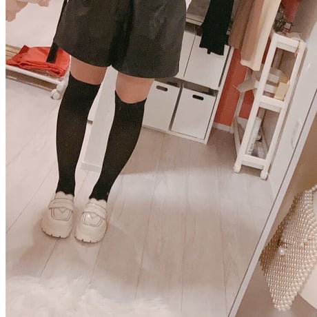 ステッチ切り替えローファー