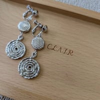 ネジバネ式イヤリング