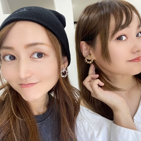 ネジバネ式イヤリング