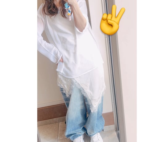 春夏NEW！！ワイドブルーダメージデニム