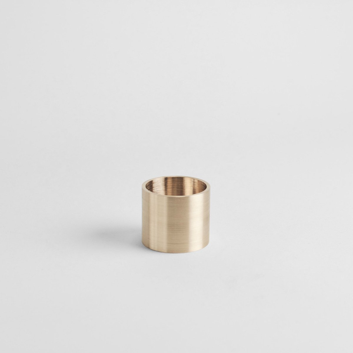 真鍮のティーキャンドルホルダー LOW | OBJJP ARCHITECTS 真鍮のティーキャンドルホルダー LOW | OBJJP ARCHITECTS