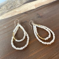 淡水パール×ゴールドメタルビーズしずくピアス
