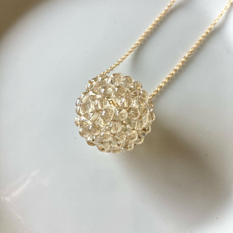 フラーレンロングネックレス（55cm） シャンパンオーラクリスタル