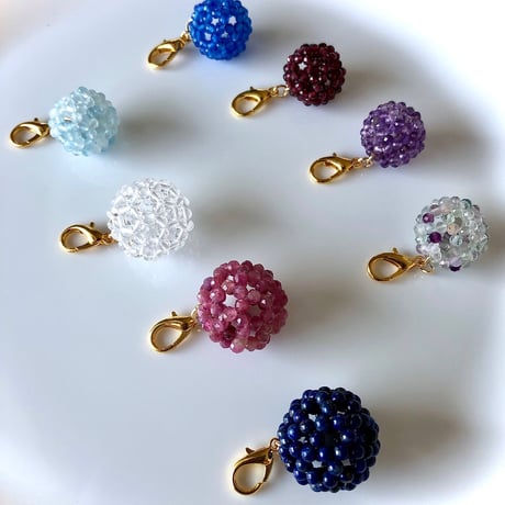 フラーレン　チャームのみ3mm　ラピスラズリ（直径2cm）