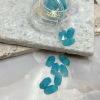 Clear stone -blue-