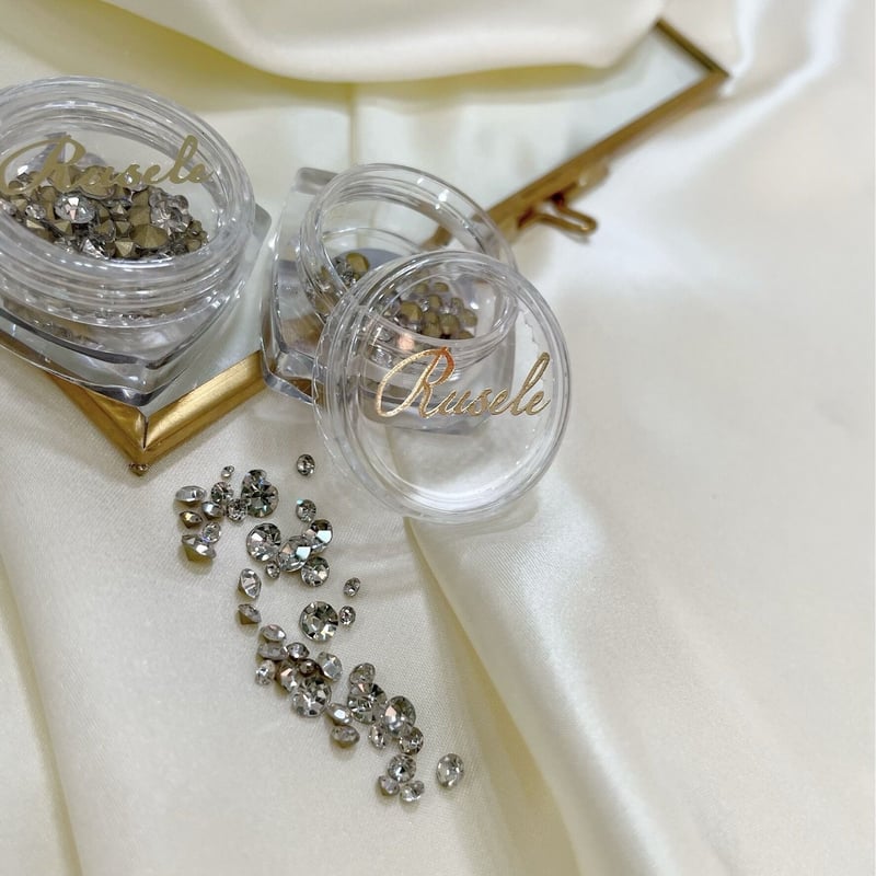 Vカットストーン-crystal- | Rusele