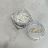 Aurora flakes