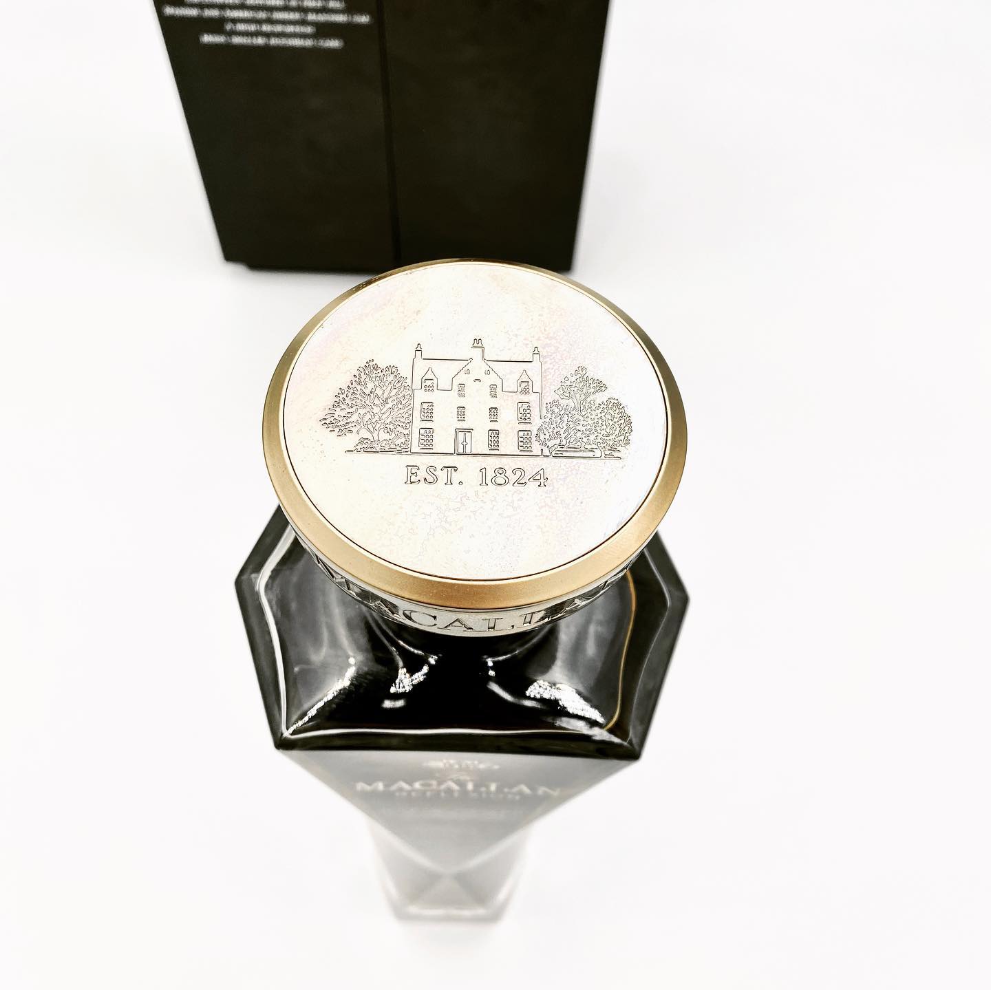 限定品】ザ・マッカラン リフレクション 43度 ウイスキー 700ml 箱付き