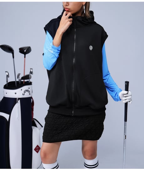 【ANTIQUAGOLF×STCH】UNISEX（ユニセックス）hoody logo vest-black