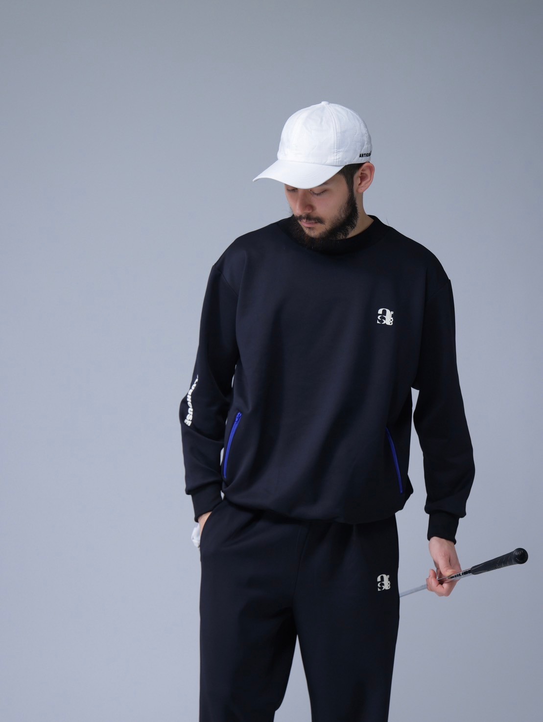 ANTIQUAGOLF×STCH】)zip pocket logo-black ANTIQUAGOLF×STCH】UNISEX(ユニセックス)zip pocket logo