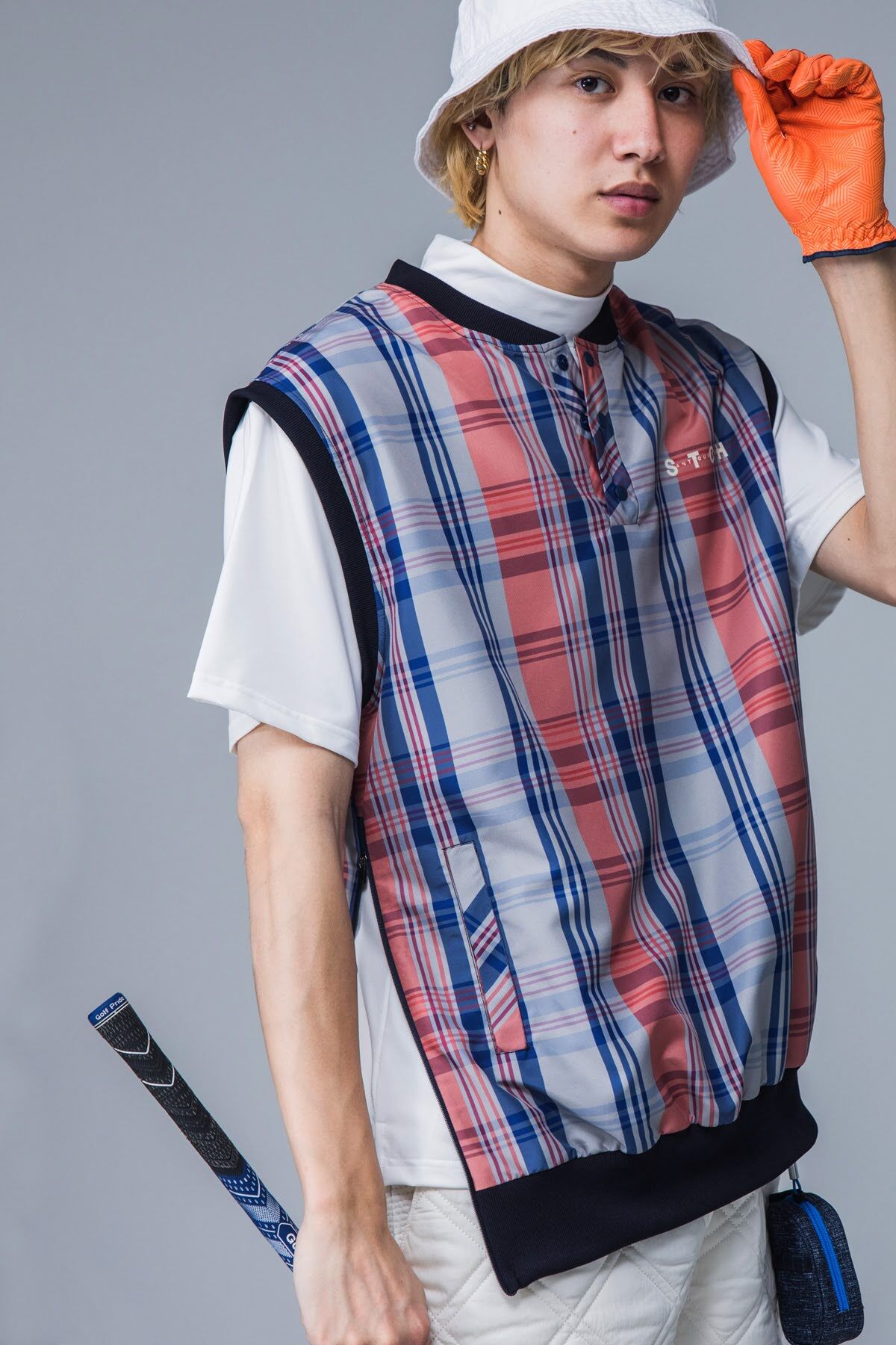 美品ANTIQUAGOLF×STCHcheck logo vestゴルフベスト ANTIQUAGOLF×STCH】UNISEX（ユニセックス）check logo vest