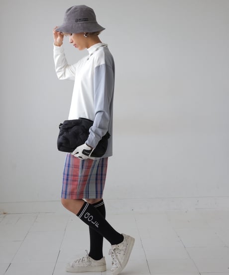 【ANTIQUAGOLF×STCH】UNISEX（ユニセックス）mock neck back logo Tshirt-white×lightgray