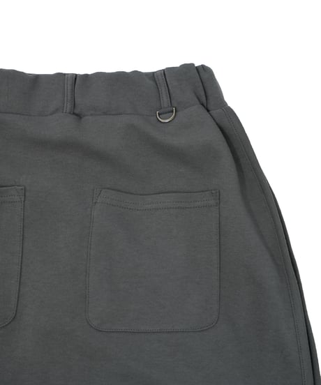 【 ANTIQUAGOLF×STCH 】coloorblock logo skirt-darkgray