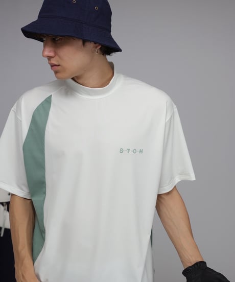 【 ANTIQUAGOLF×STCH 】Asymmetry Logo Tops-white