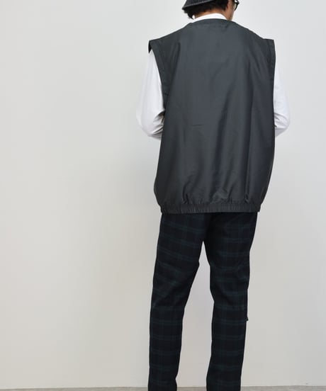 STCH 【college logo nylon vest- charcoal gray】
