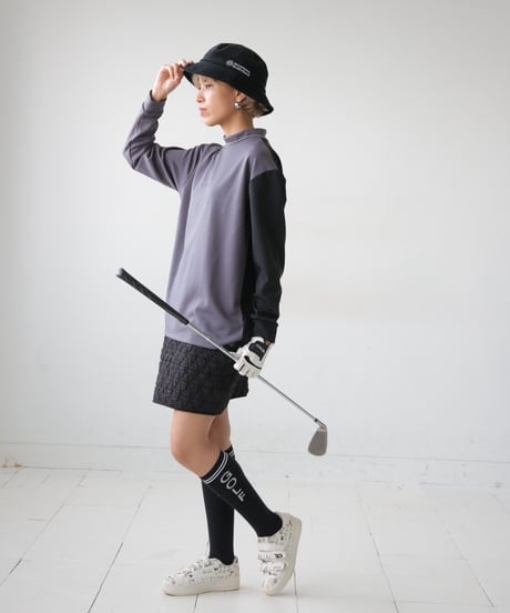 【ANTIQUAGOLF×STCH】UNISEX（ユニセックス）mock neck back logo Tshirt-gray×black