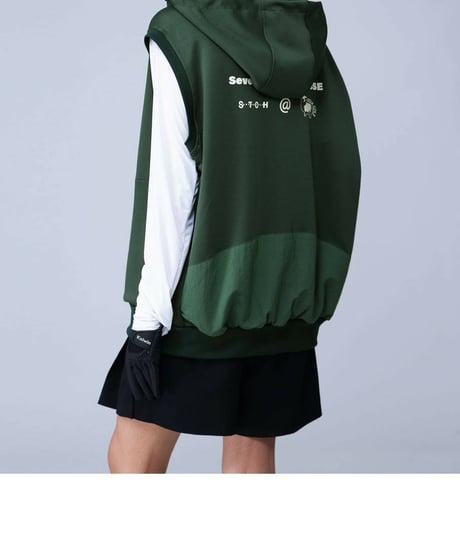 【ANTIQUAGOLF×STCH】UNISEX（ユニセックス）hoody logo vest-green