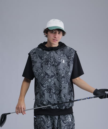 【 ANTIQUAGOLF×STCH 】paisley pattern vest-black
