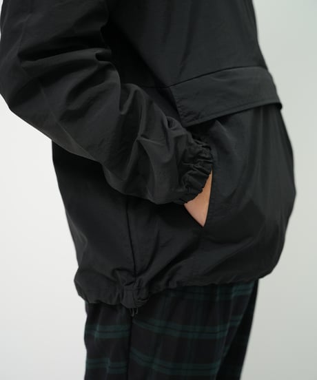 STCH  UNISEX（ユニセックス）【half zip hoodie-Black】