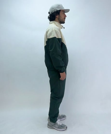 STCH ORIGINAL 【Swing Windbreaker green× beige】