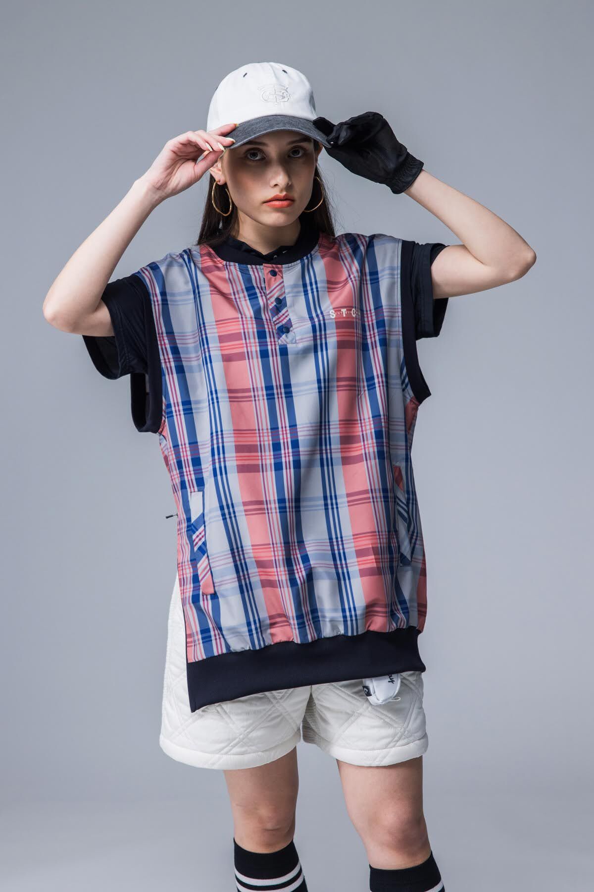 美品ANTIQUAGOLF×STCHcheck logo vestゴルフベスト ANTIQUAGOLF×STCH】UNISEX（ユニセックス）check logo vest