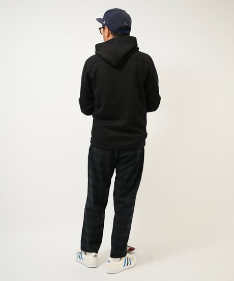 STCH  UNISEX（ユニセックス）【Clover logo hoodie-Black】