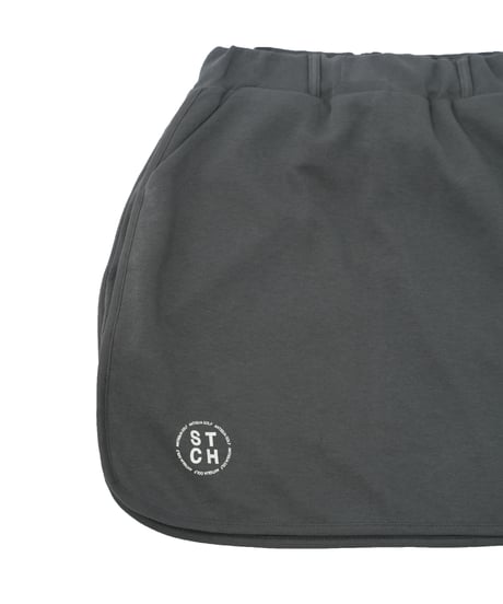 【 ANTIQUAGOLF×STCH 】coloorblock logo skirt-darkgray