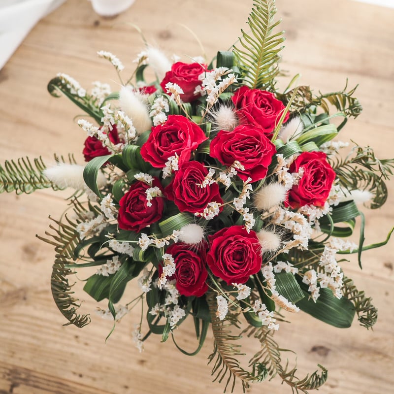 赤いバラのドライフラワーブーケ | Kaguwa