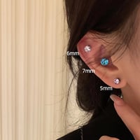 155E　ジルコニアマグネットピアス