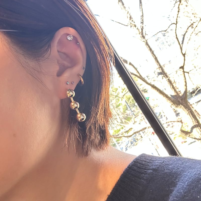399P アシンメトリーボールチェーンピアス | seasukii