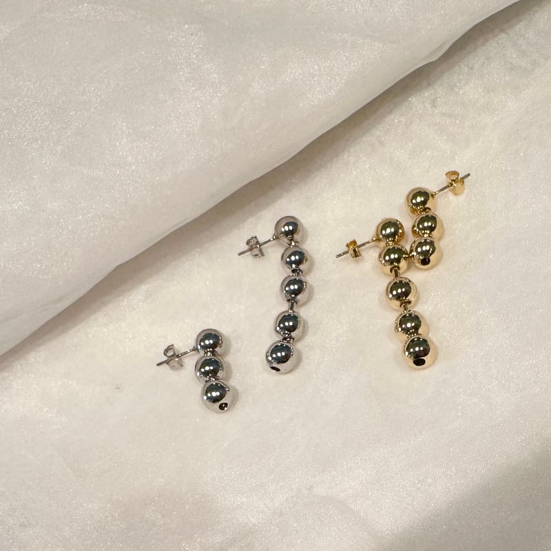 399P アシンメトリーボールチェーンピアス | seasukii