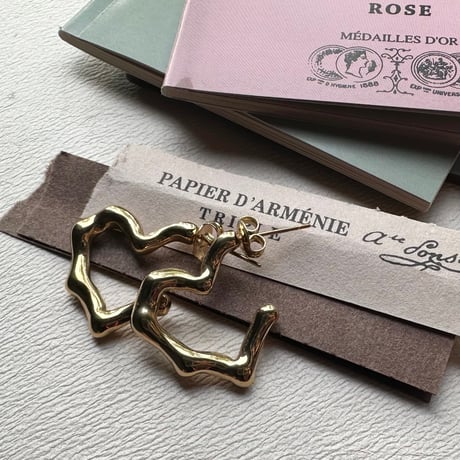 440P　Heartピアス